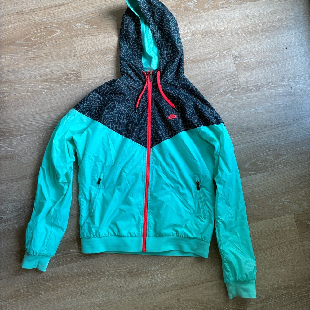 Nike Womens N7 Windrunner hooded jacket